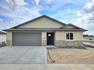 930 Tunnel St, Twin Falls, ID 83301