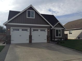 1664 Scenic Pl, Lynden, WA 98264