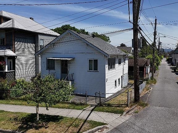 4th image of 824 Semlin Dr