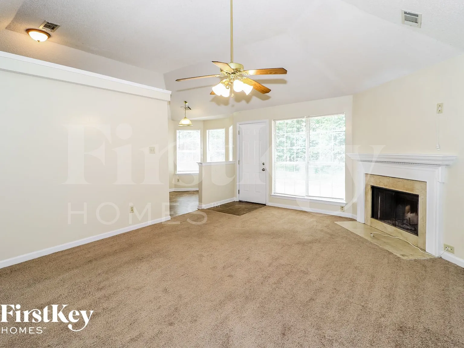 3 bed, 2.0 bath, 1542 sqft, $1,970 — Photo 4