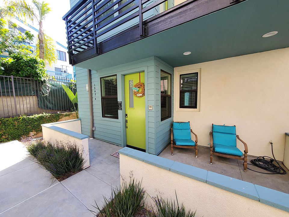 End Unit- Front Door and Patio