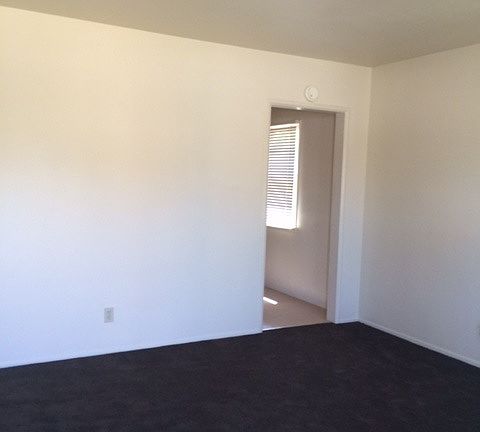4th image of 849 N Currier St