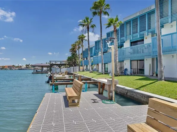 227 W Morningside Dr #B215, South Padre Island, TX 78597