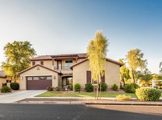 15306 W Old Oak Ln, Surprise, AZ 85379