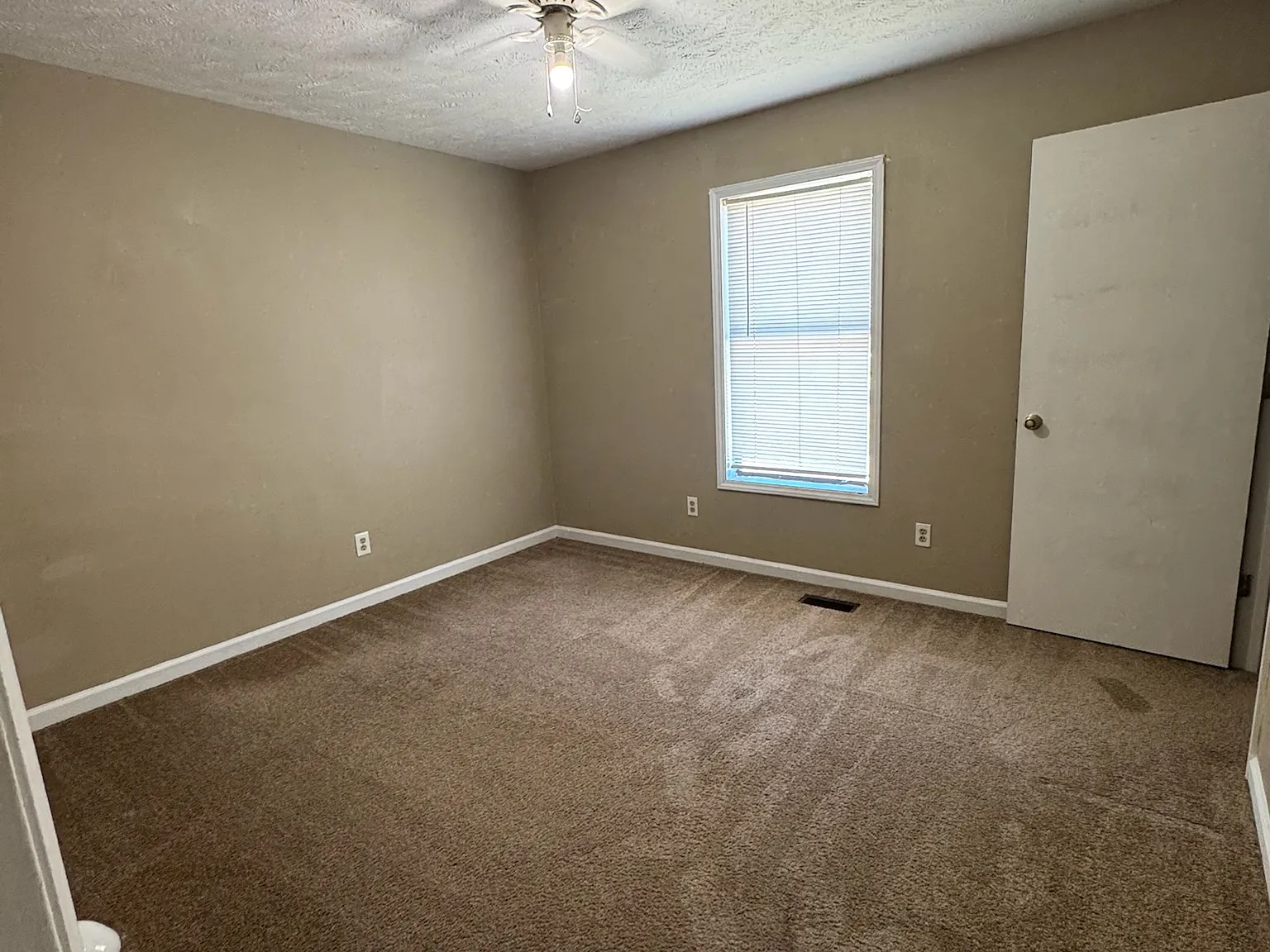 1424 Tangora Lane - 1 — Photo 4