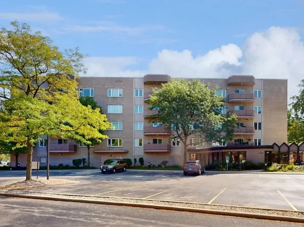 6401 Lincoln Ave Unit 309, Morton Grove, IL 60053