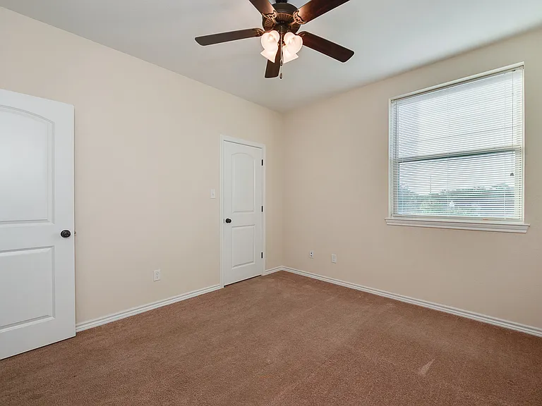 Falcon Point — Photo 21