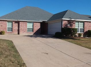 1740 Ridgemar Dr, Grand Prairie, TX 75051