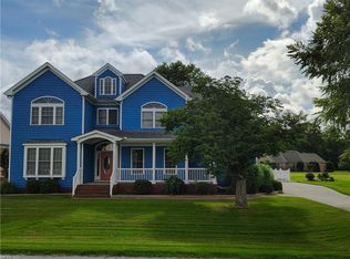 121 Bayside Dr, Moyock, NC 27958