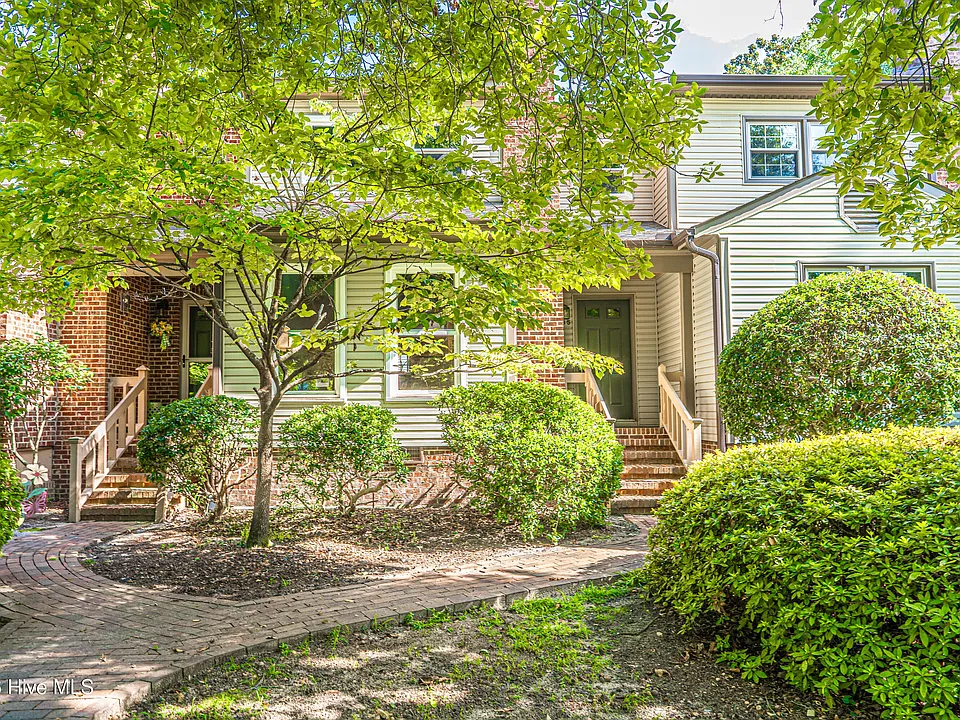 185 S Ashe St