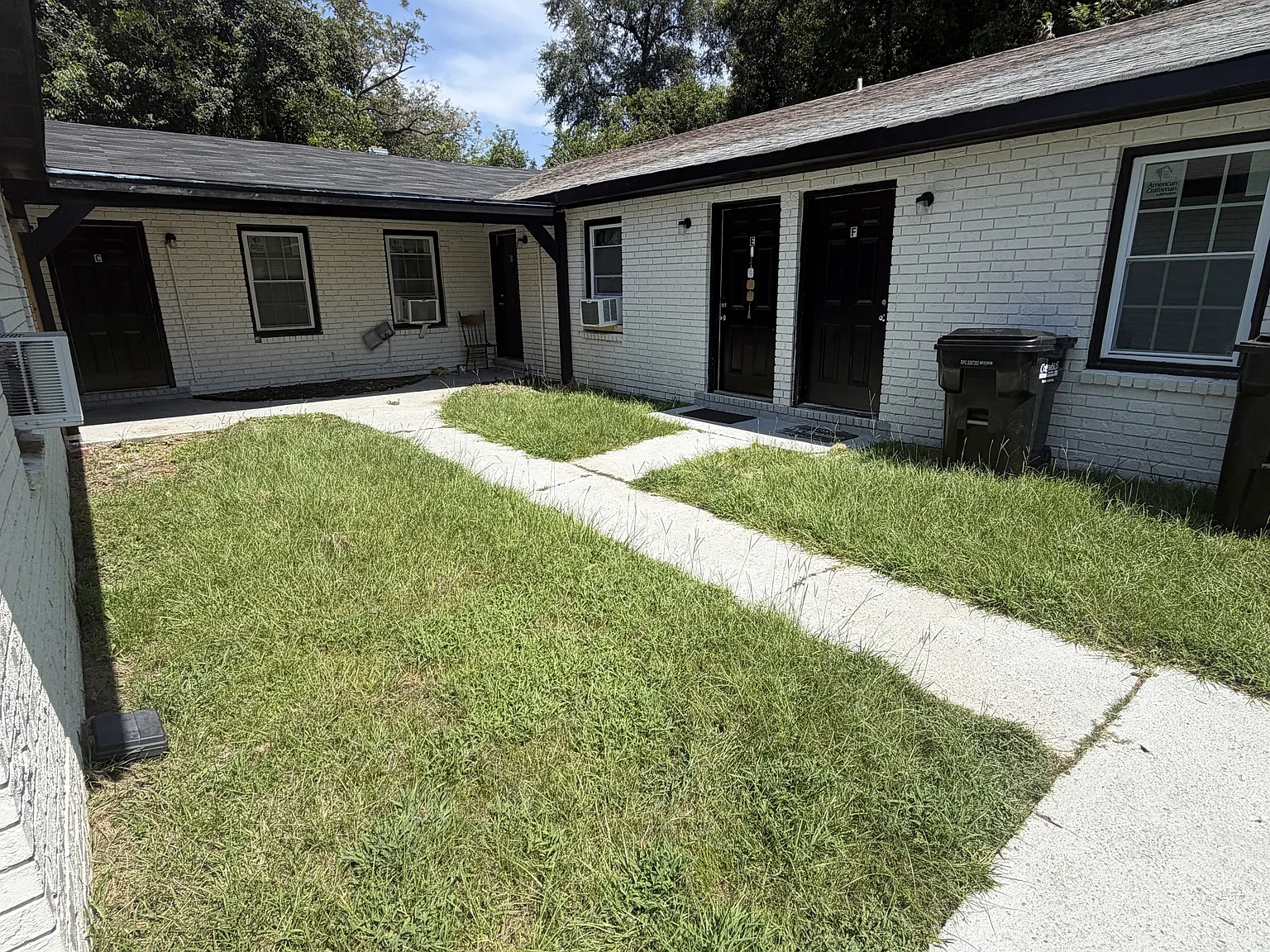 2501 Lumpkin Court - F — Photo 2