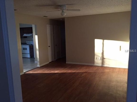 2nd image of 1808 Oakey Ave