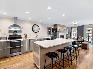45 Highfield Dr #5U, Falmouth, MA 02540