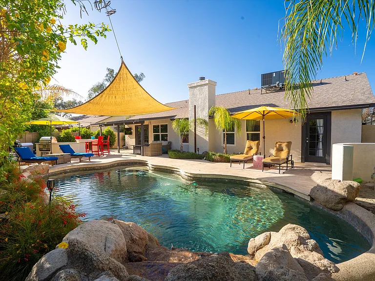4019 E Taro Ln — Photo 48