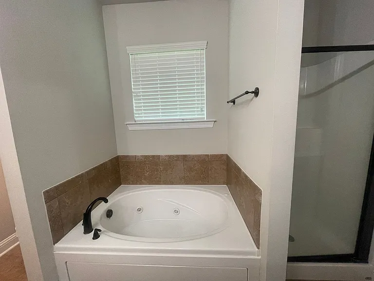 624 Riverscape Dr — Photo 10