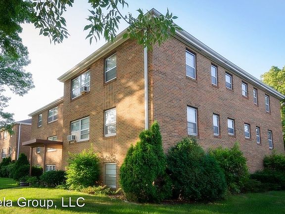 2nd image of 3559 Huntington Ave S #1