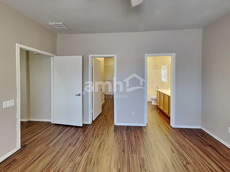 17321 W Tara Ln — Photo 8