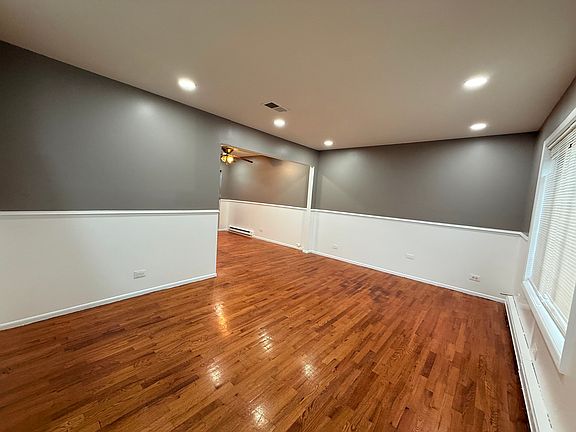 4th image of 18W123 Kirkland Ln