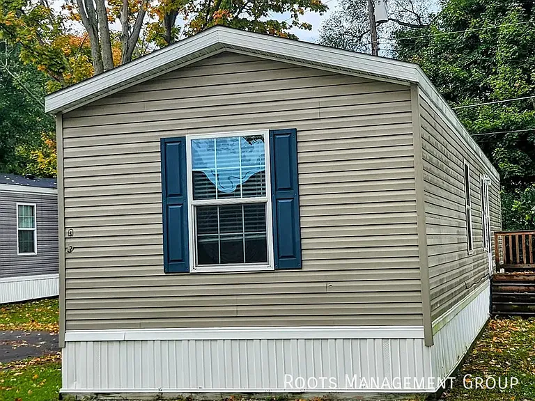1520 Orange Rd #3 — Photo 2