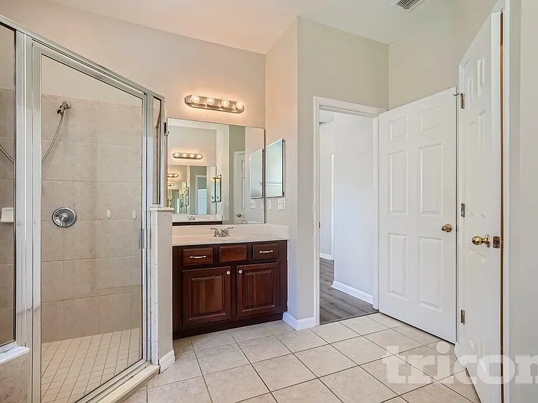 5555 Burlwood Dr — Photo 17
