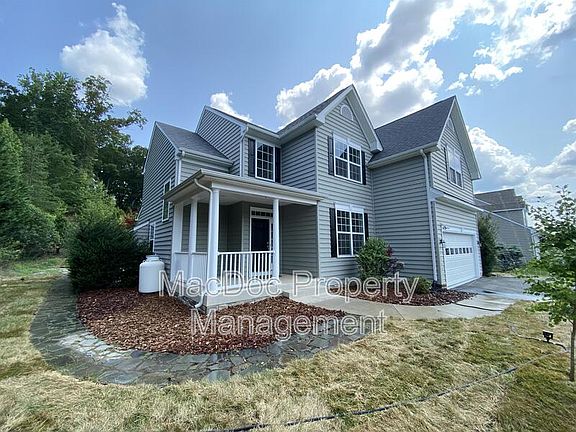 3rd image of 49 Noel Dr