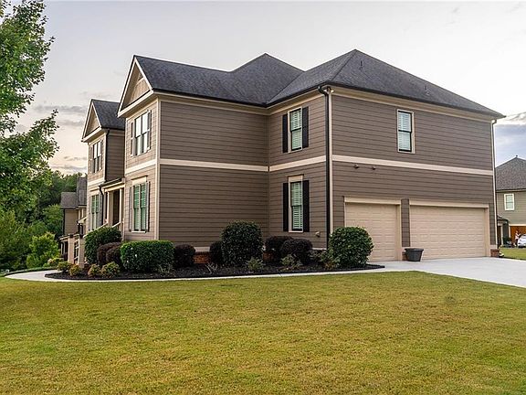 4th image of 300 Grant Ct