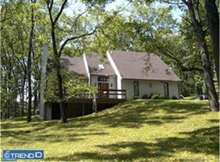 6227 Lower Mountain Rd, New Hope, PA 18938