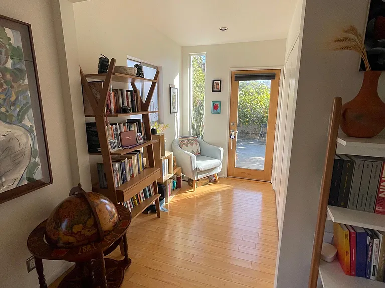 3412 Helms Ave #B — Photo 11