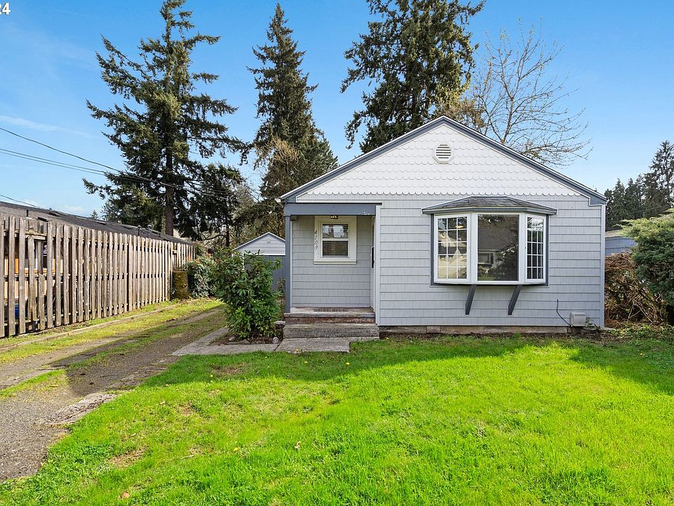 1st image of 4109 E 18th St