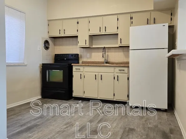 4304 Fairview Ave APT G, Saint Louis, MO 63116