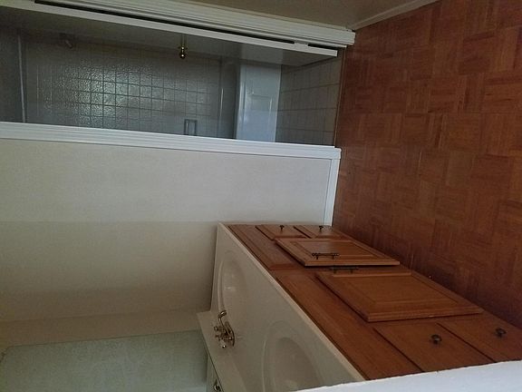 3rd image of 2115 Windy Dr