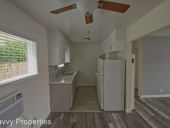2nd image of 1726 Lacassie Ave APT 03