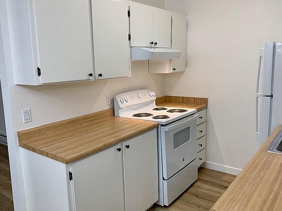 3rd image of 417 Piccadilly Pl APT 6
