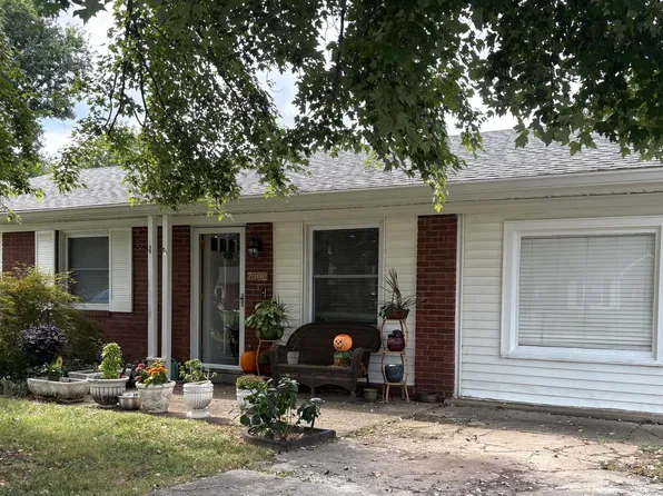 7502 Hallmark Dr, Louisville, KY 40258