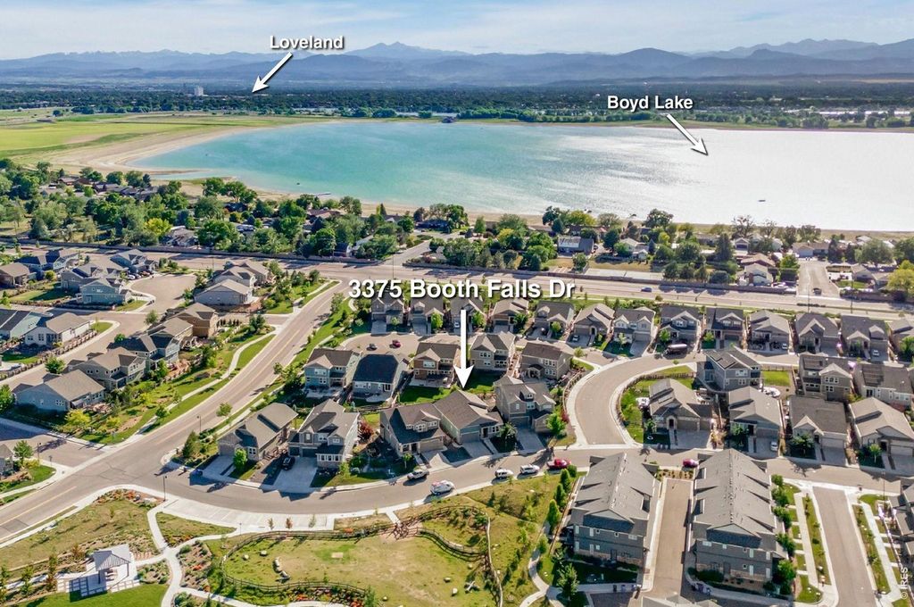 3375 Booth Falls Dr