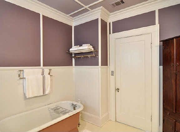 5th image of 502 N College St