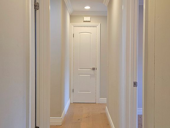 5th image of 1823 Ronie Way