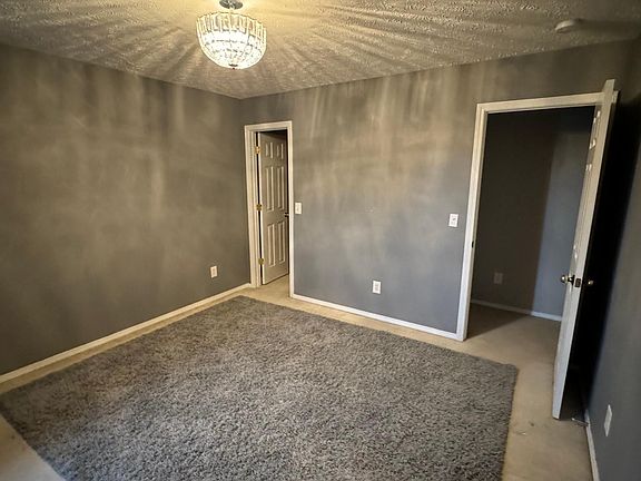 4th image of 3143 Bridgepoint Dr #3