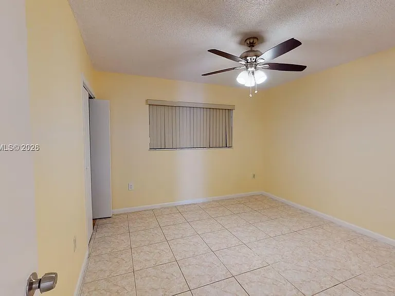 1955 NE 135th St #301 — Photo 20