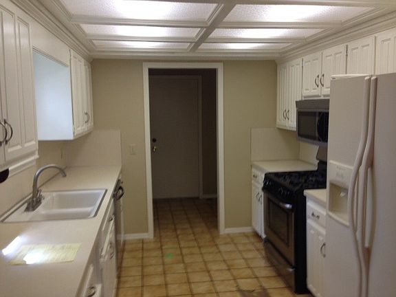2nd image of 2215 N Park St