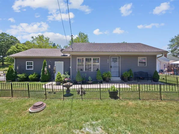 305 Elm St, Potosi, MO 63664