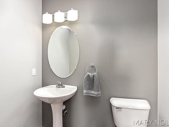 5th image of 4268 Cloverfield Ct