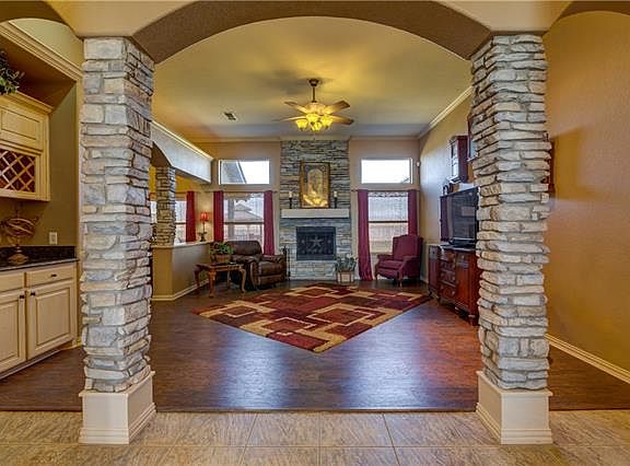 2nd image of 2801 Aston Meadows Dr