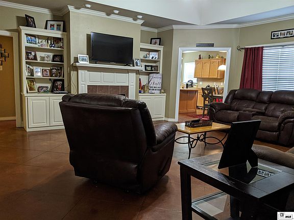 4th image of 125 Curry Creek Dr