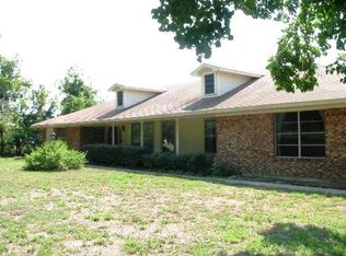 811 W Coke Rd, Winnsboro, TX 75494