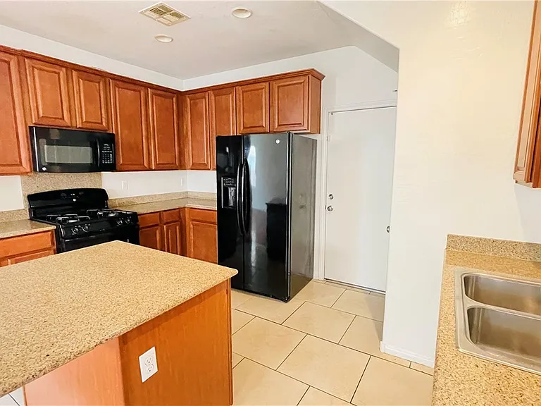669 Emerald Idol Pl — Photo 9