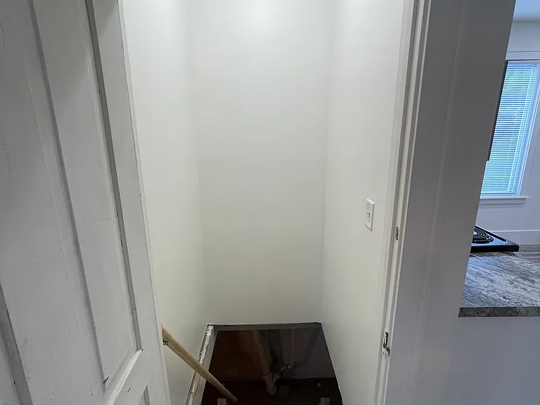 1323 Leonard St NE — Photo 21
