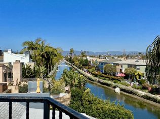 3003 Grand Canal, Venice, CA 90291