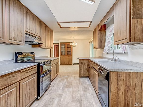 5th image of 6823 124th St E