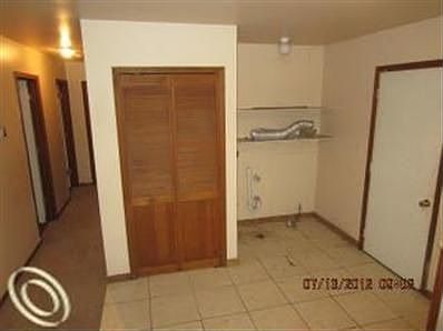 3rd image of 2426 Gratiot Ave